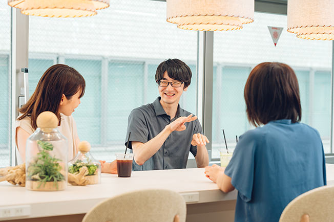 採用情報